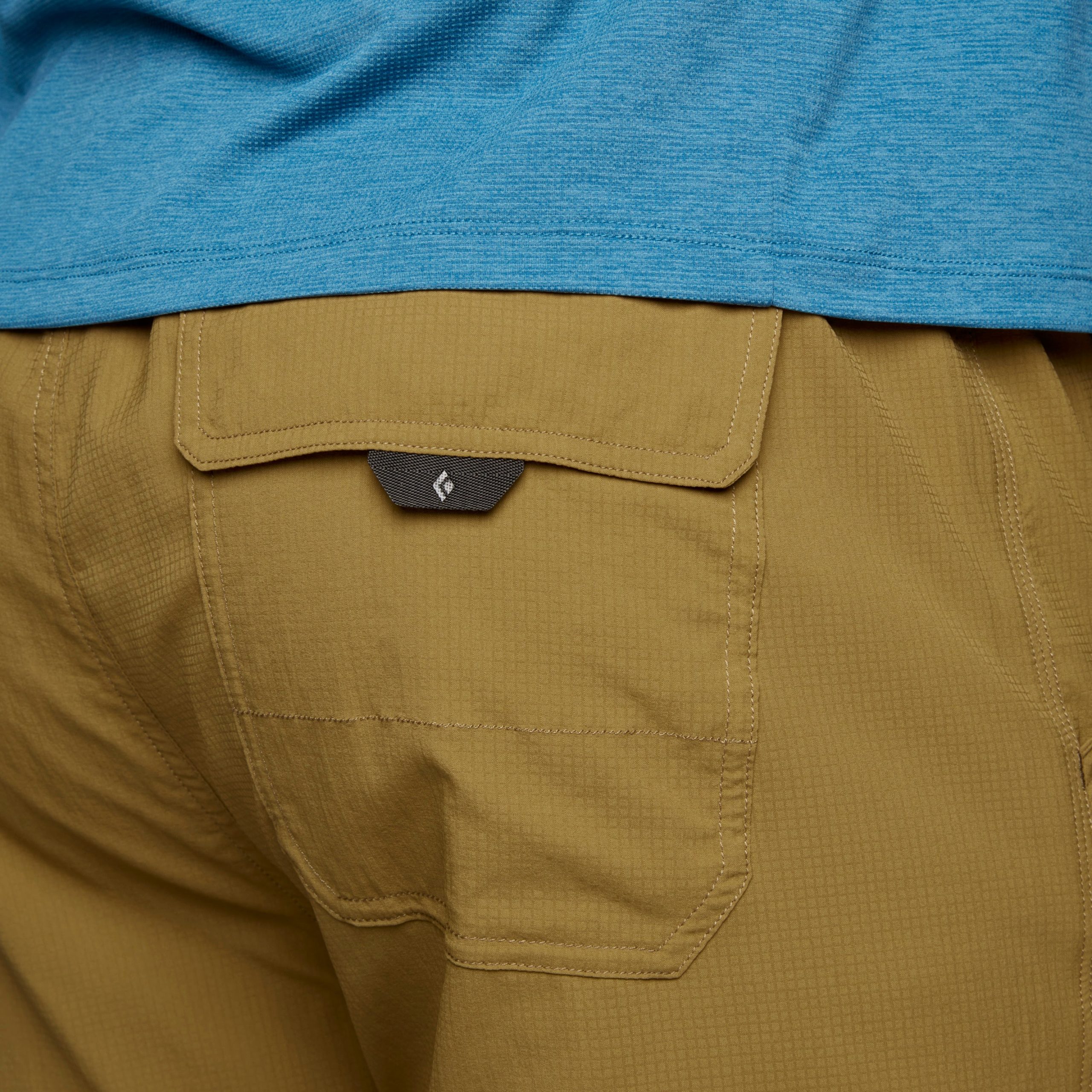 Men's Sierra LT Shorts - Image 25