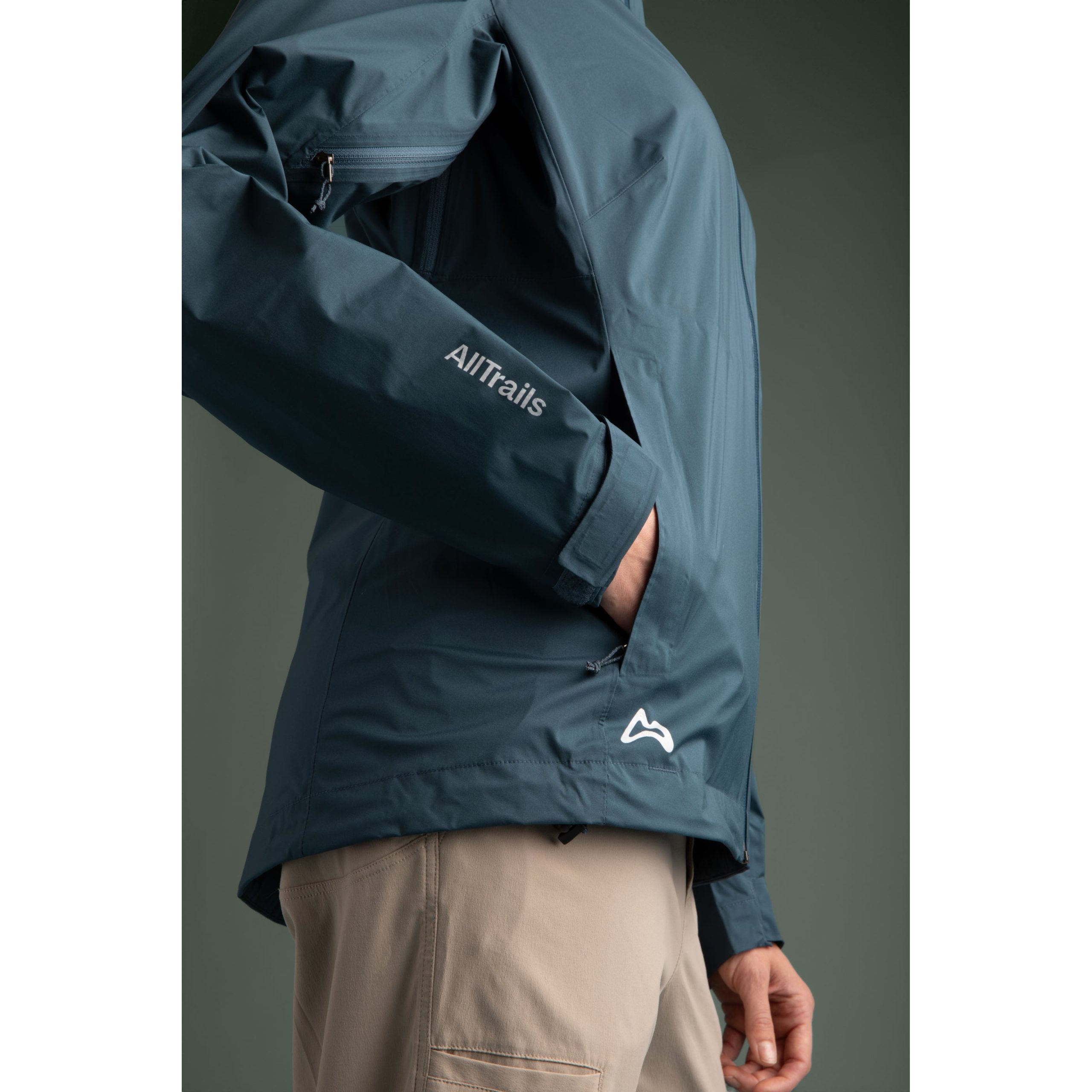 BD X AllTrails Women's Fineline Stretch Shell - Image 3