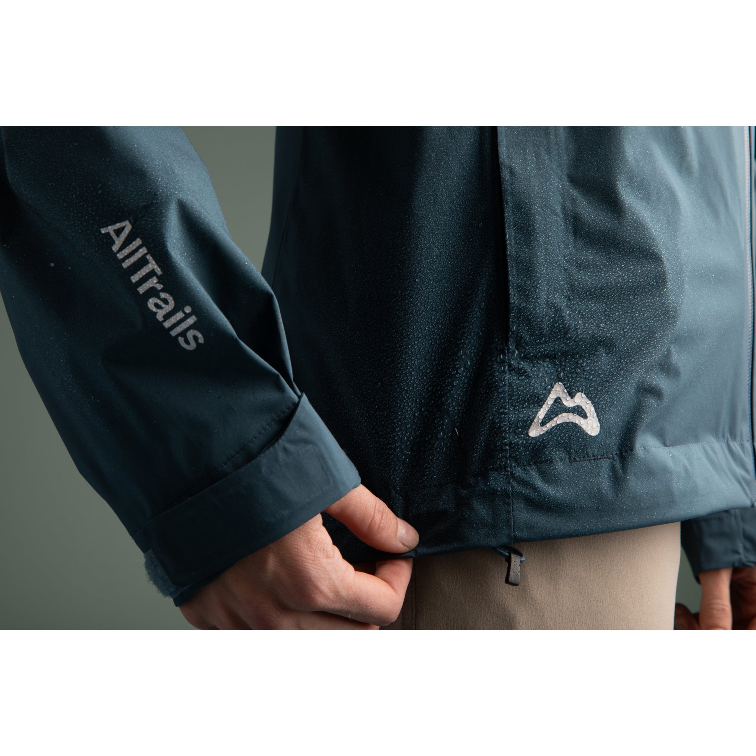 BD X AllTrails Women's Fineline Stretch Shell - Image 4