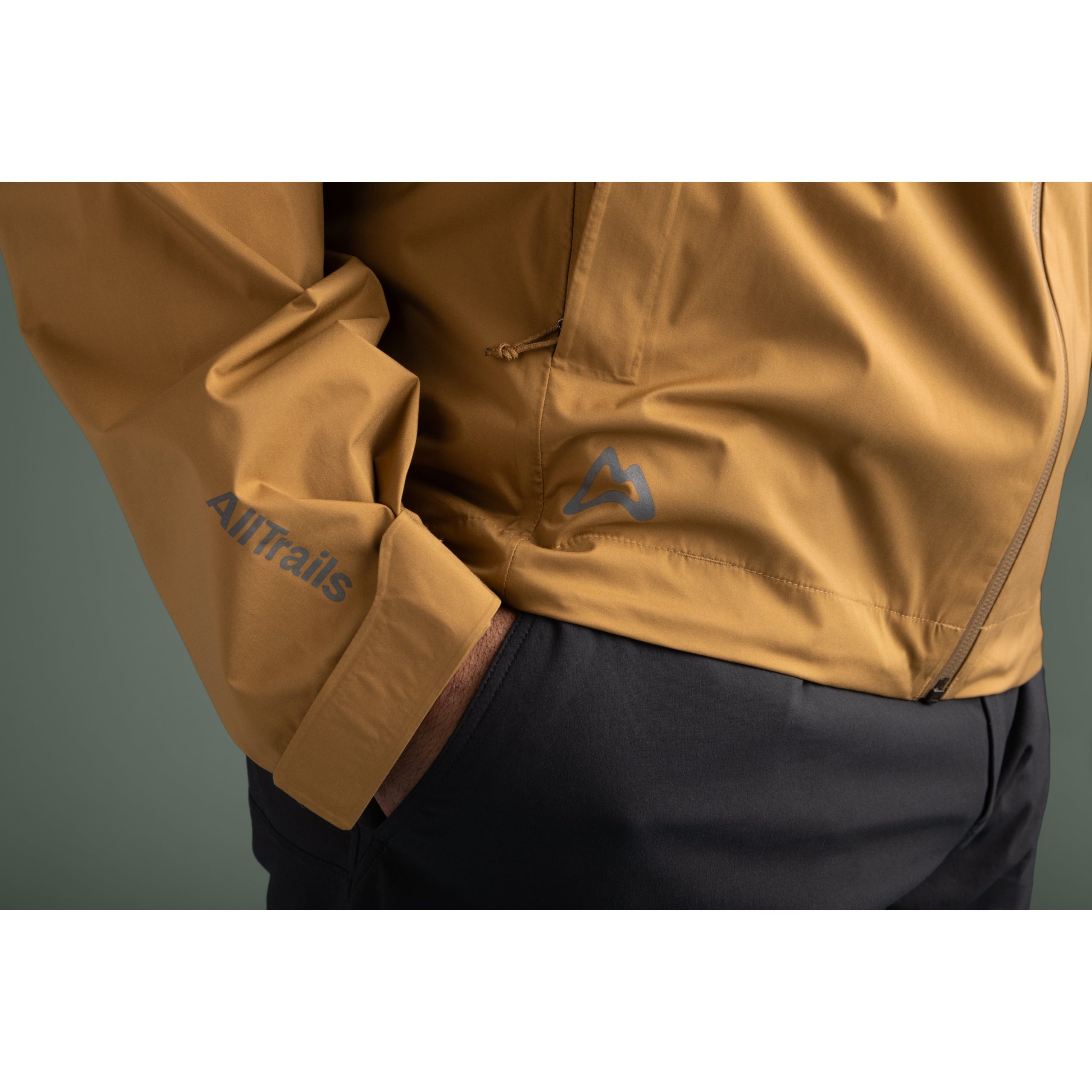 BD X AllTrails Men's Fineline Stretch Shell - Image 5